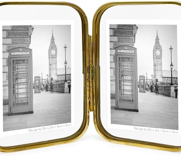 Retro Style Floating Photo Frame
