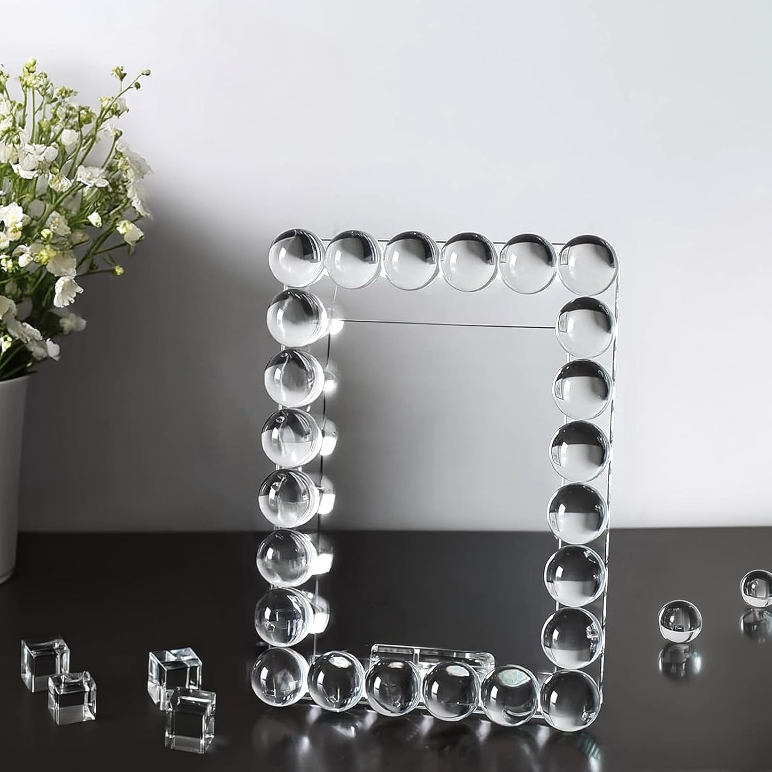 71prnKZzfPL._AC_SL1500_.jpg Transparent Bubble Crystal Photo Frame - Image 1